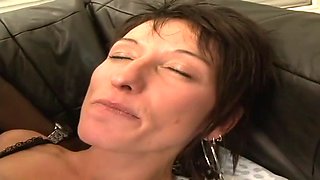 French cougar s pussyhole and asshole fucked by French black dick