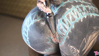 Tattooed Woman Testing Fuck Machine with Her Anal