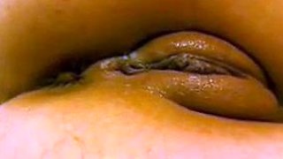Amazing Babe fucks her juicy pussy with dildo