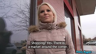 Public agent - sex blonda in red brassiere nailed and cummed on