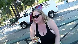 Chubby Fat BBW woman Sienna Hills