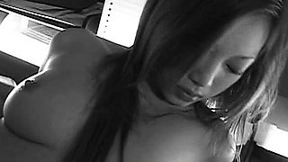 Omege japanese girl with big boobs on cams