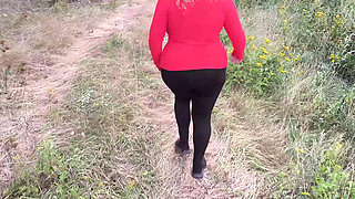 Red tits beside the train station