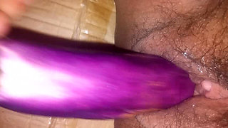 Vegetable dildo fuck my pussy