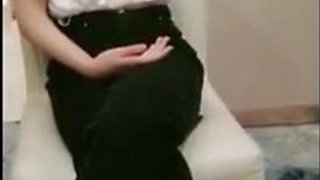 The female student who is still taking the postgraduate entrance examination looks too pure and must be a school beauty in school