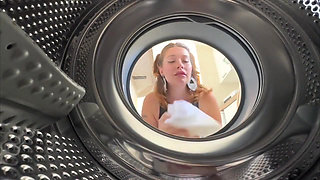 Destroying Her Pussy While She Was in the Washing Machine