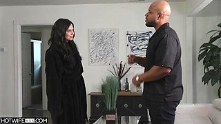 HOTWIFE XXX - My Hotwife Starr Has a Big Black Lover