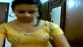 Kerala Aunty Show with her BF