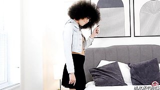 Watch stylish wench's dirt