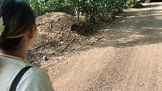 I Met a Girl on the Way to the Beach and She Took Me to Live Something I Didn't Expect