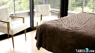 Big ass cougar stepmom motivated stepson