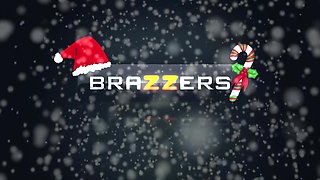 Shiatsu Santa With Johnny Sins, Marie Mccray - Brazzers