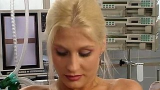 College Amateur Girls Throw Group Sex Party