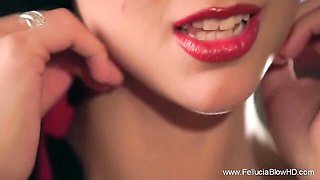 Zena's handjob porn
