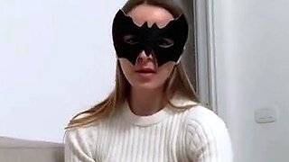Amateur Foot Fetish Girlfriend Sucks and gives a Footjob