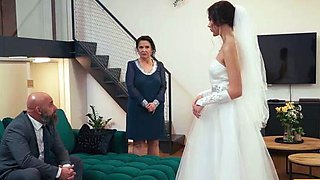 Shameless bride living out hardcore fantasy to the fullest