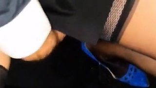 Caresse dans un Taxi - Une Vido pour Adultes en Francais a