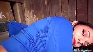 Throat - Jogger Tries Sexercise