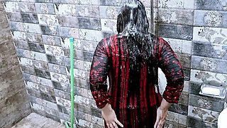 Desi Maid Caught In Bathroom While She Is Taking Shower