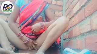 Indian Desi Bhabhi Saree Show Full Fingering Sex