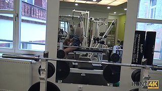 Hunt4k. naive fitness bunny has xxx with rich masculine