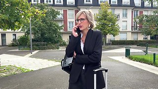 For Lexie, any experience is worth taking! - Jacquie et Michel TV