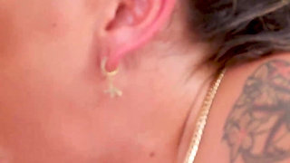 Super Thick Latina MILF La Paisita Hooks up with Young Stud
