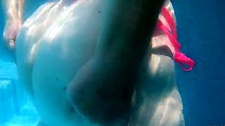 amateur lovebi flashing ass on live webcam