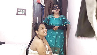 Pregnant stepmom got fucked stepdaughter by stepson Desi Chodan Viral Video