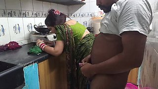 Bihari Hot Saree Bhabhi Hardcore Fucking Devar in Kitchen - Sona Bhabhi Big Ass Doggy Style