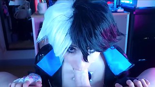 Cosplayer teen shows her roomie a new costume POV