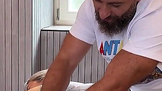 Czech Tourist MILF Fucked by Huge Cock Turkish Man in the Massage Room