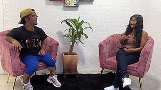 I give back the desire for cock to my sexy mature lesbian friend, after giving her a hard and rich fuck with my huge penis.