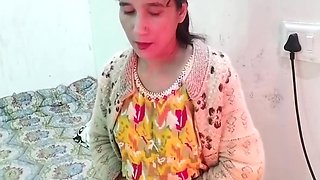 Showed A Dirty Video To Stepsister-in-law And Put It In Front Of Stepsister