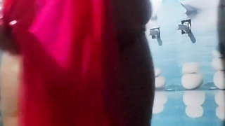 Desi housewife nahate hue Hd video Leake