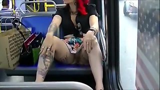 She flashes in a bus