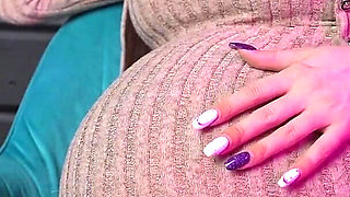 Pregnant Boss Makes Her Best Worker Feeling Good