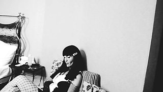 Solo Mistress BDSM strapon BBC latex Milf black white