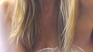 Sweet Milf stepmommy morning cum