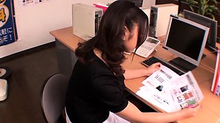 Korean wife on couch Amateur Asian Japanese Korean Webcams