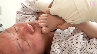 My Doctor Stepdaughter-in-law Wants to Nurse My Perverted Stepfather-in-law’s Hard Cock with Both Hands More Than Her Husband’s!