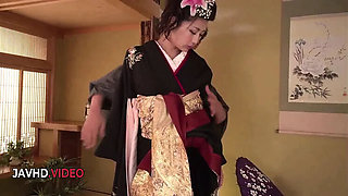 Yuna Shiratori Amazing Asian Doll Gives Mind-Blowing Blowjob