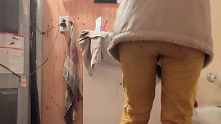 Dripping Pussy in Public Shower