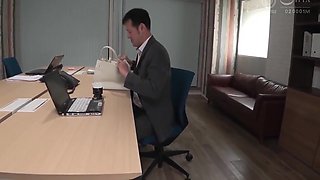 At The Mercy Of The Erotic Lascivious Woman Who Is In Heat Even When She Is At Work. .1