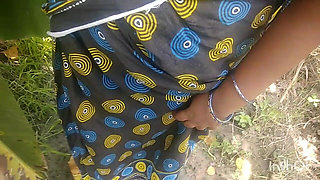 Indian Tamil Priyanka Housewife Outdoor Sex