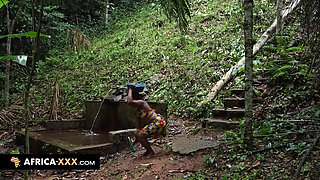 Sexy Encounter in the Jungle