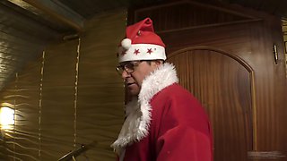 Big Boob MILF Zara DuRose Gets Banged by a Big Cock in POV