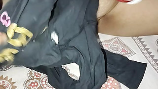 Mujhe mota lund chahiye koi hai jo mujhe kala or lumba