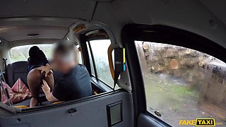 Wild Ebony Passion Sprayed In Steamy Taxi