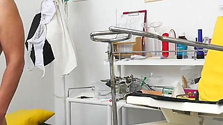 Mature gyno - Mature woman gyno exam video